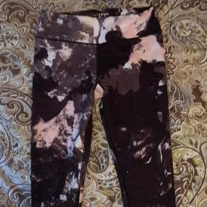 Gorgeous marbled leggings